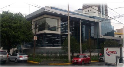 Renta local de 525m2 en Lomas sin traspaso