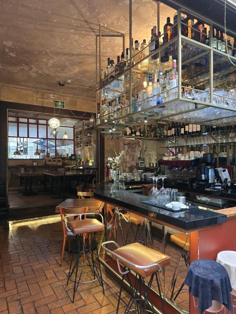 Excelente local, con impacto vecinal, precioso, muy equipado, en traspaso